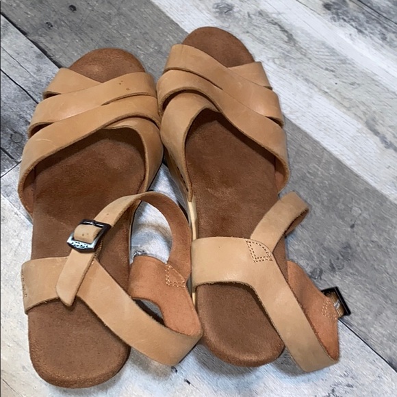 Toms Shoes - Toms clogs